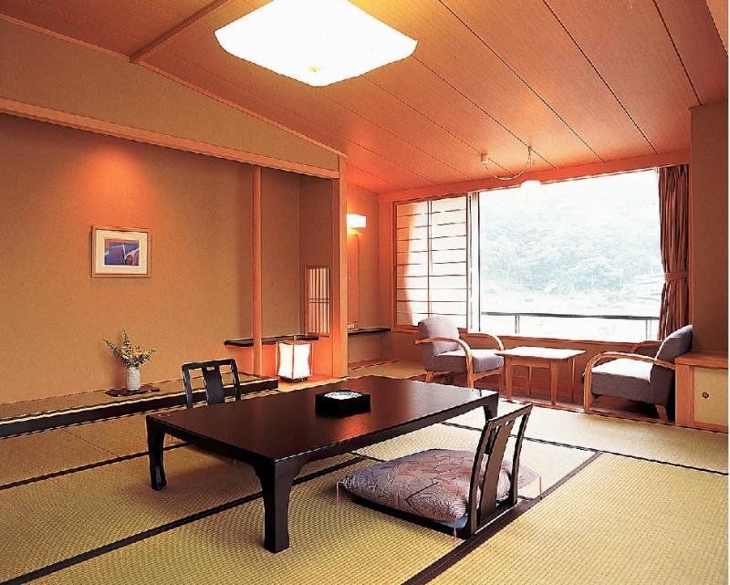 Hirugami Grand Hotel Tenshin Ачи Екстериор снимка
